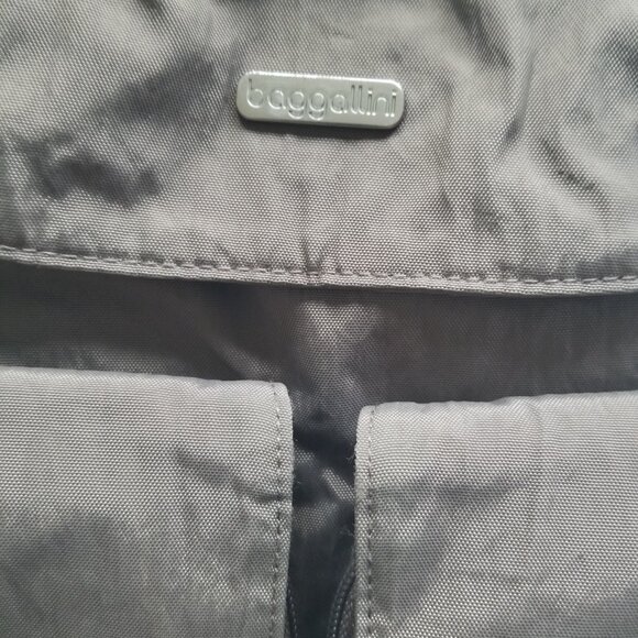 Baggalini Mission Khaki Purse Backpack - Picture 4 of 5